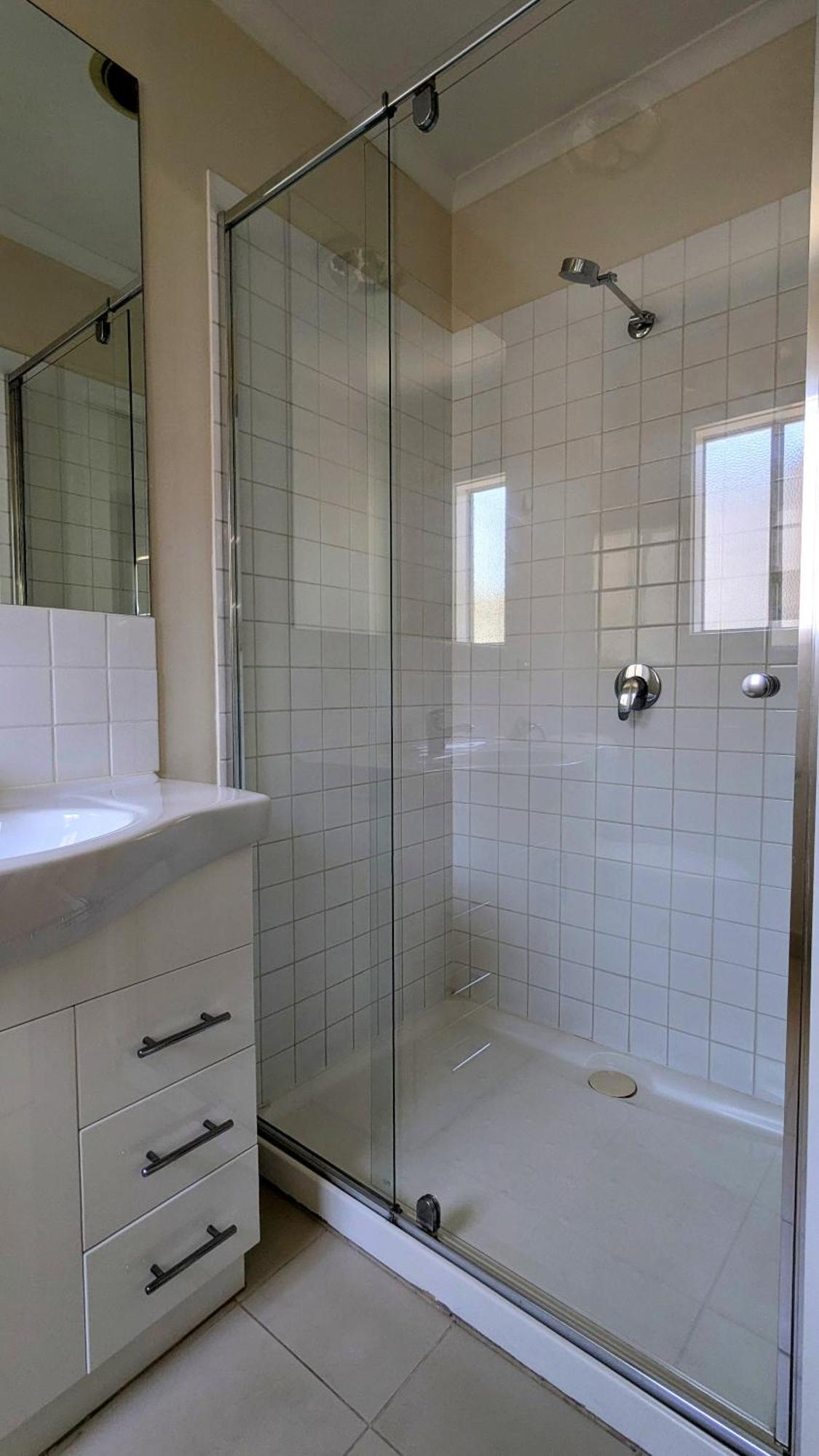 Retreat Townhouse Pentridge Village