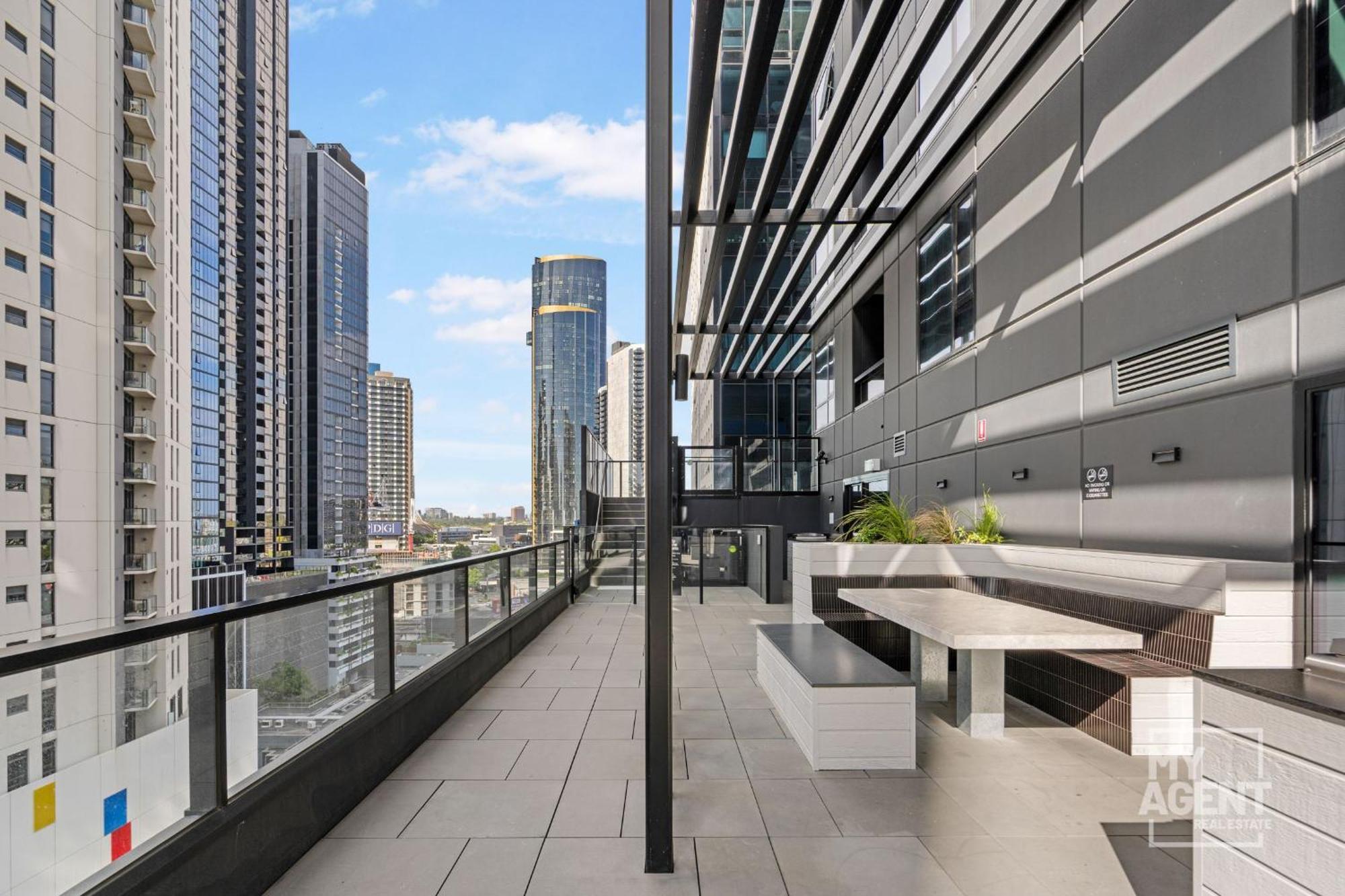 Apartment Southbank Stature Building2 Bedroom