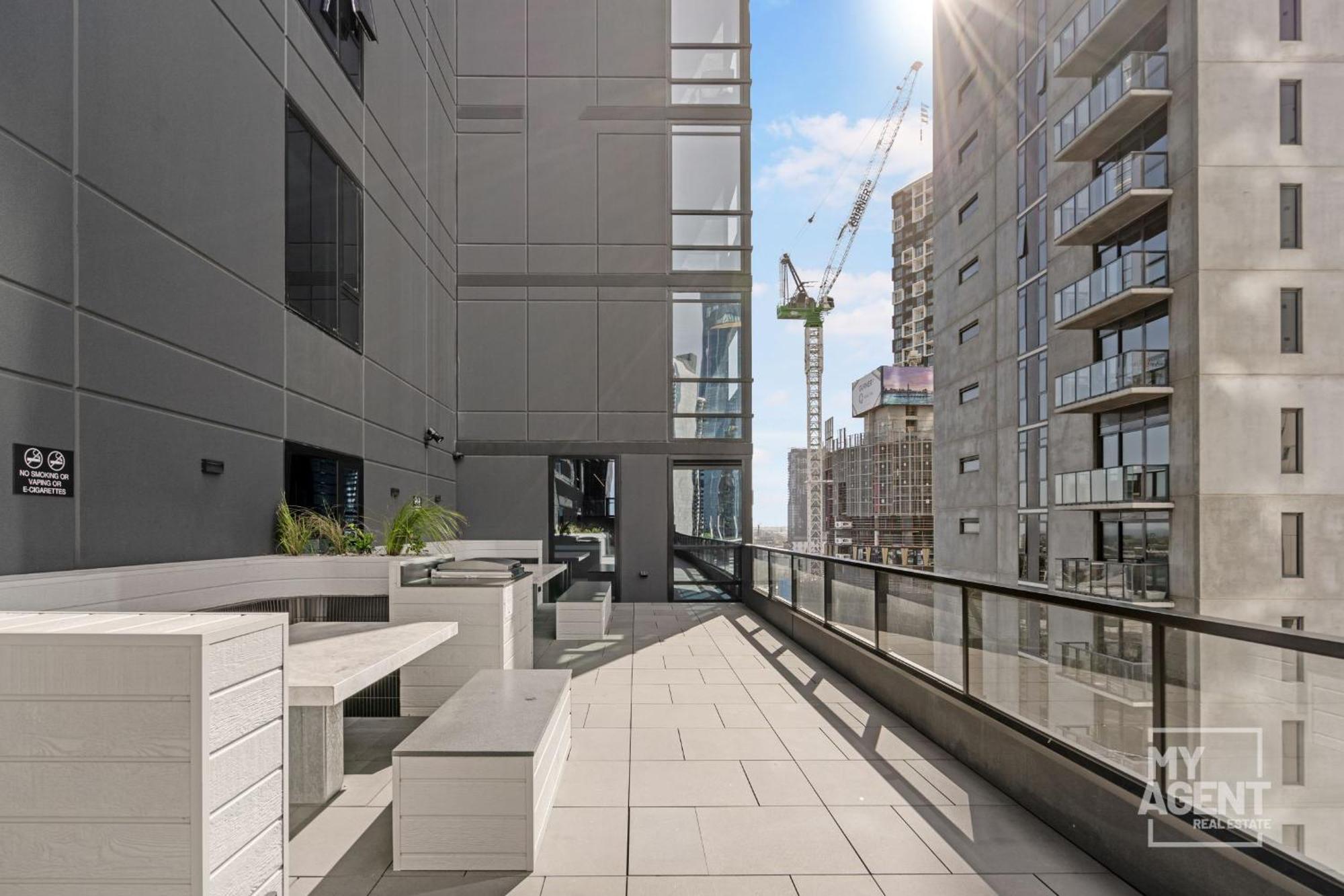 Apartment Southbank Stature Building2 Bedroom