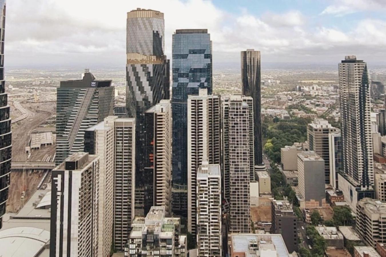 Apartment Cbd Southern Cross Collins St Skyline View Balcony Melbourne