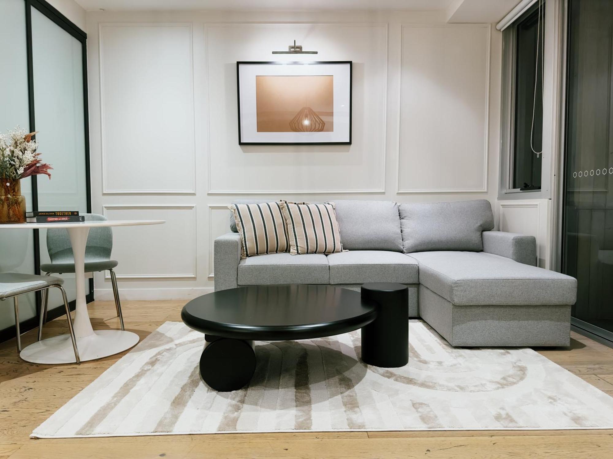Apartment Collins Escape - 2 Bedrooms With Collins St Balcony