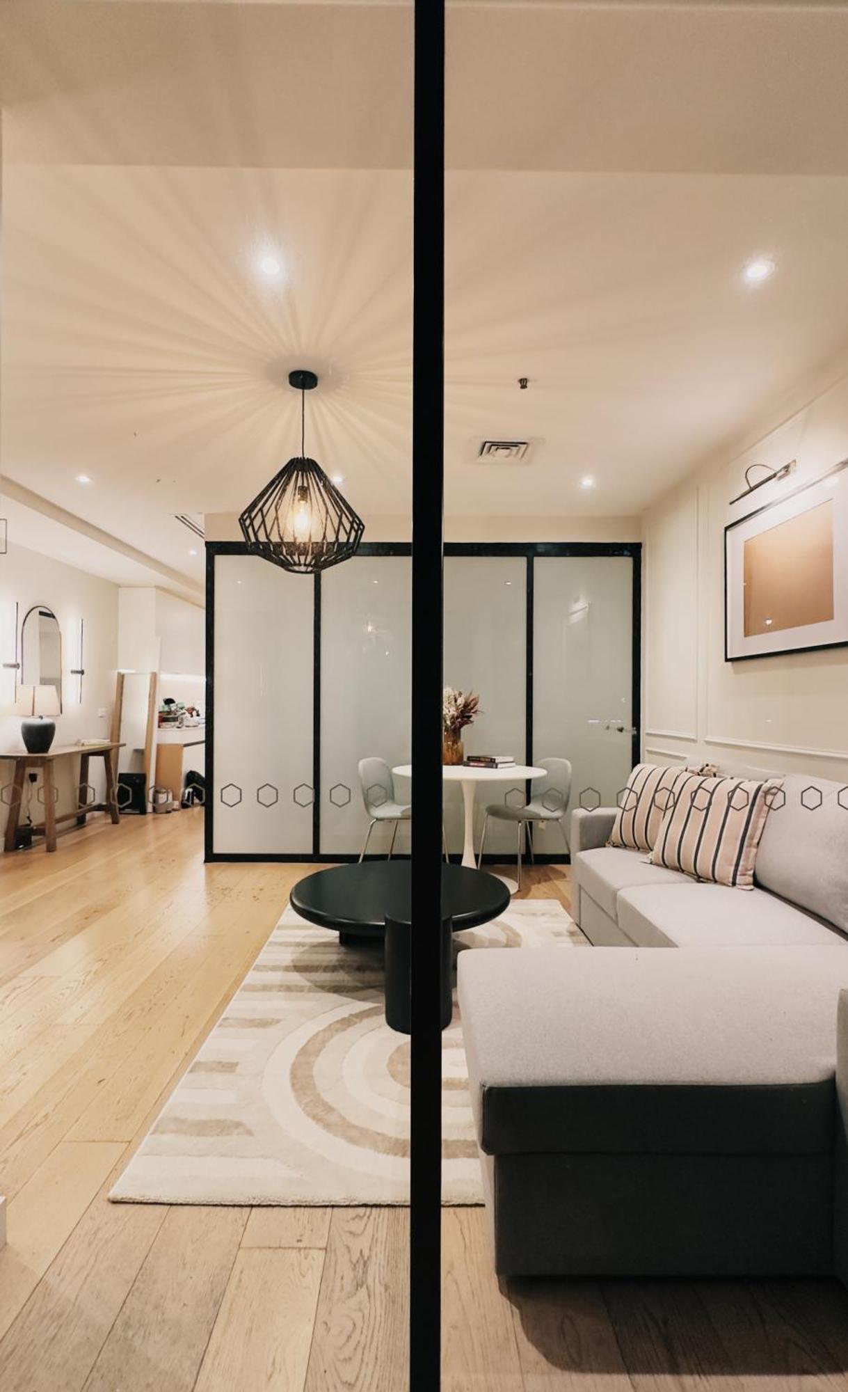 Apartment Collins Escape - 2 Bedrooms With Collins St Balcony