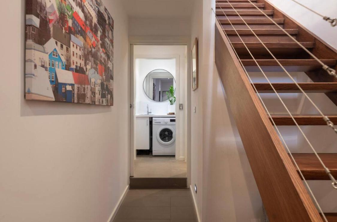 Apartment Designer Townhome Adjacent To East Brunswick Village 2min To Tram Private Parking Melbourne