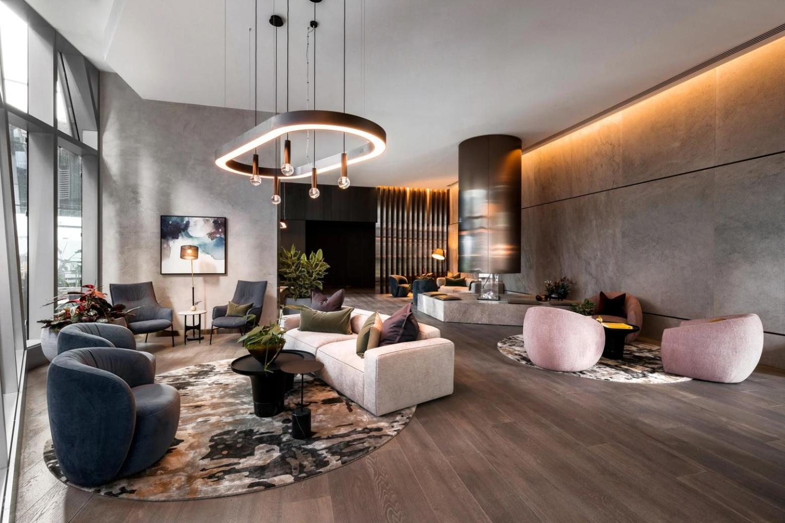 Chic 2br Luxury In Prime West Side Complex Center Of It * Melbourne