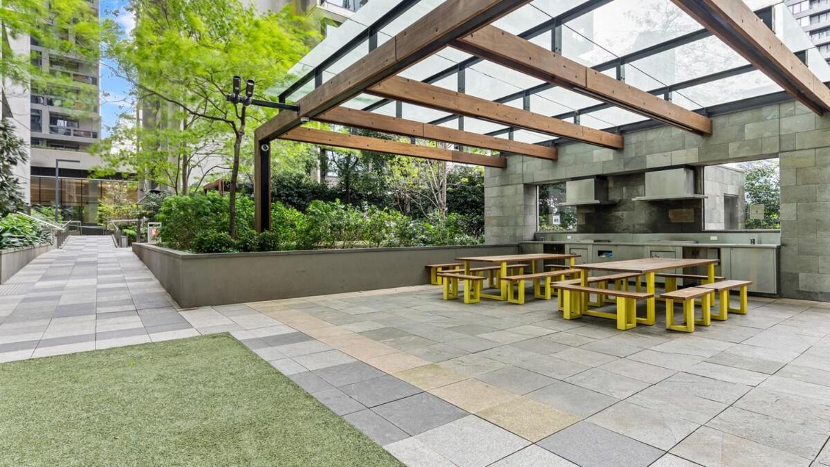 The Downtown Nest Apartment