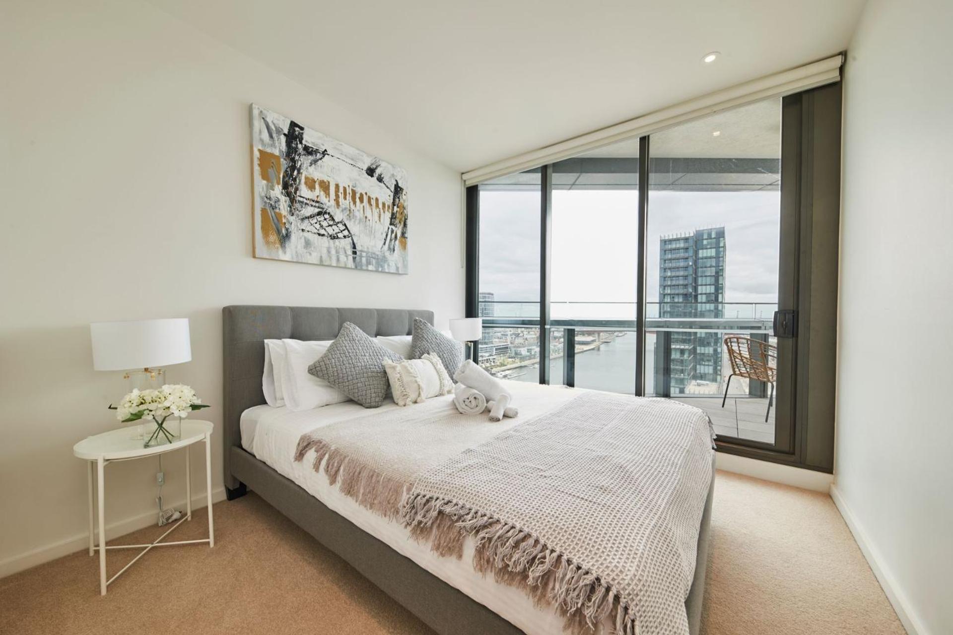 Apartment Sky Retreat At 889 Collins