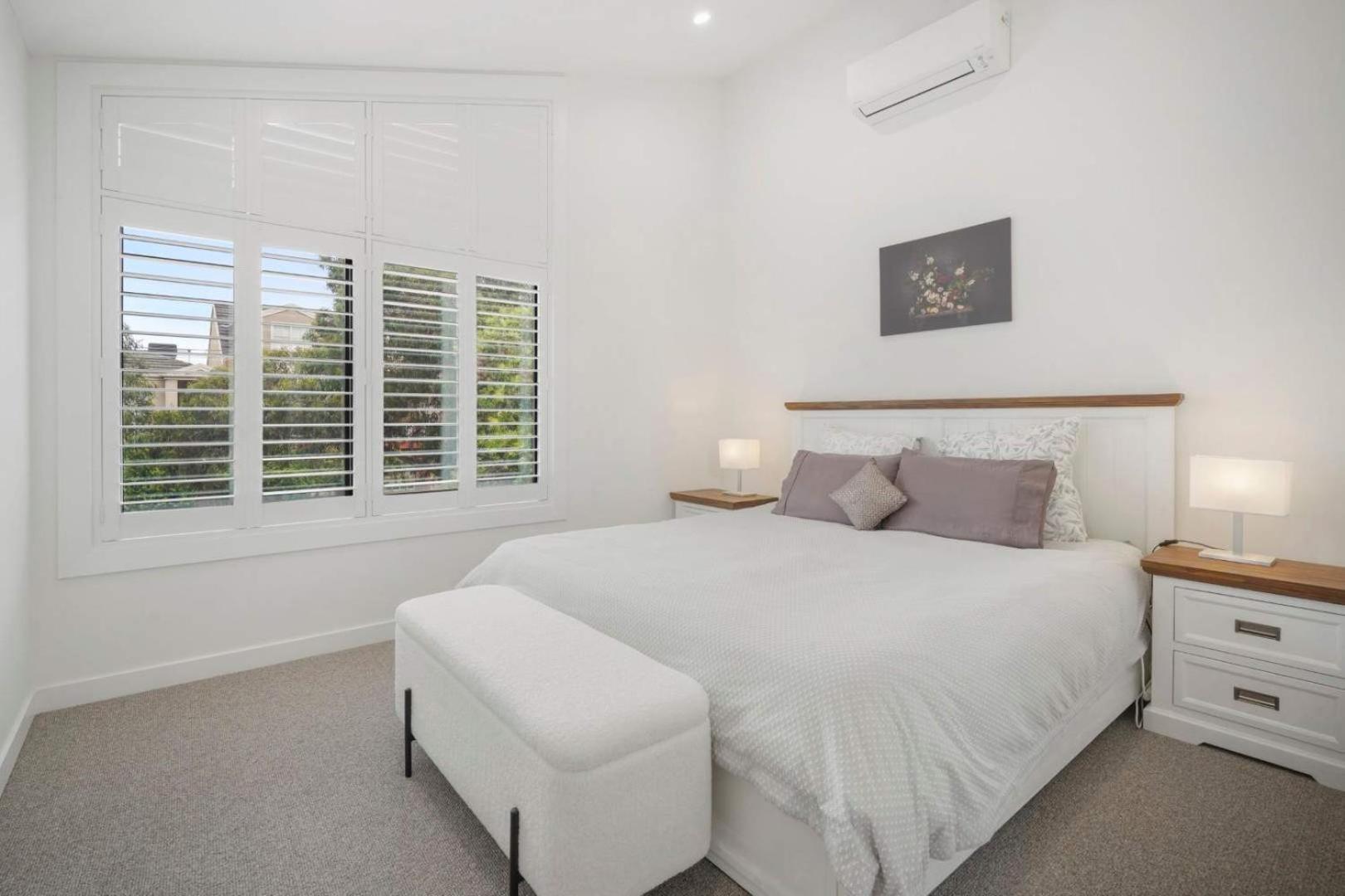 Peaceful Retreat With Backyard In Brunswick East Holiday home *