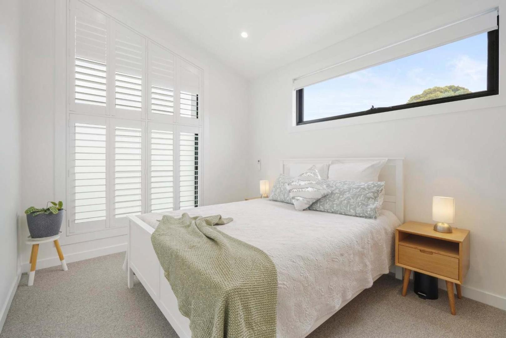 Peaceful Retreat With Backyard In Brunswick East Melbourne
