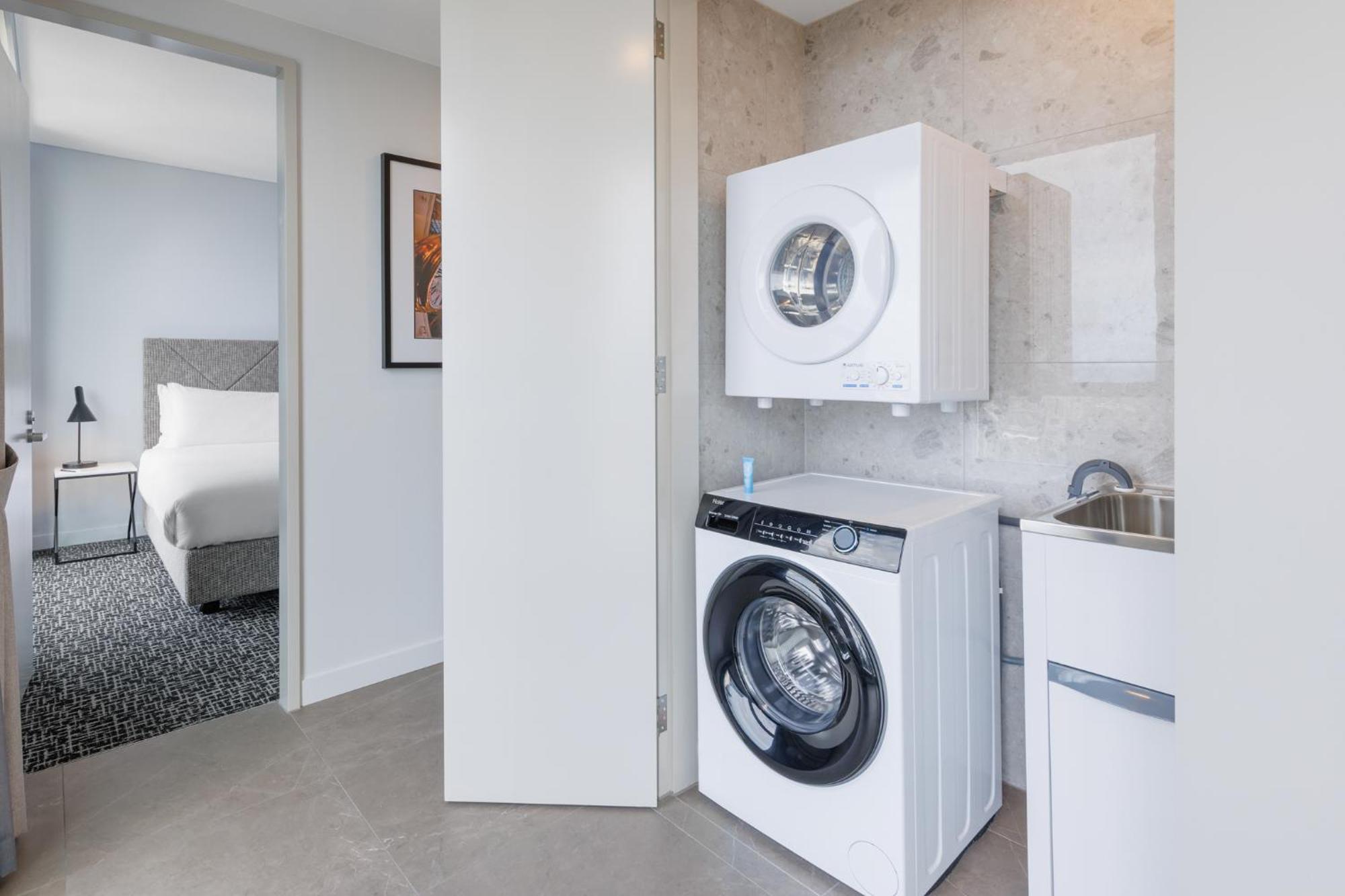 Meriton Hotel Melbourne