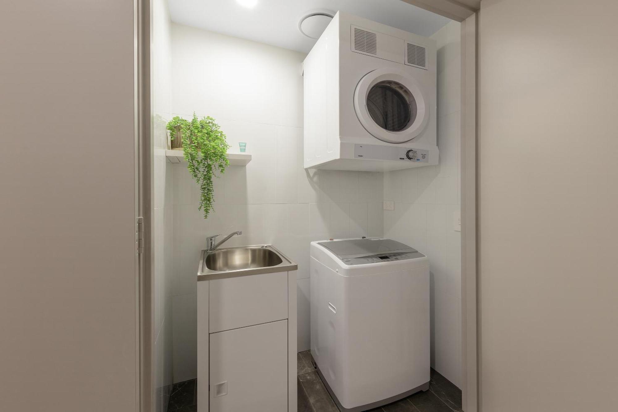 Meriton 5* Melbourne