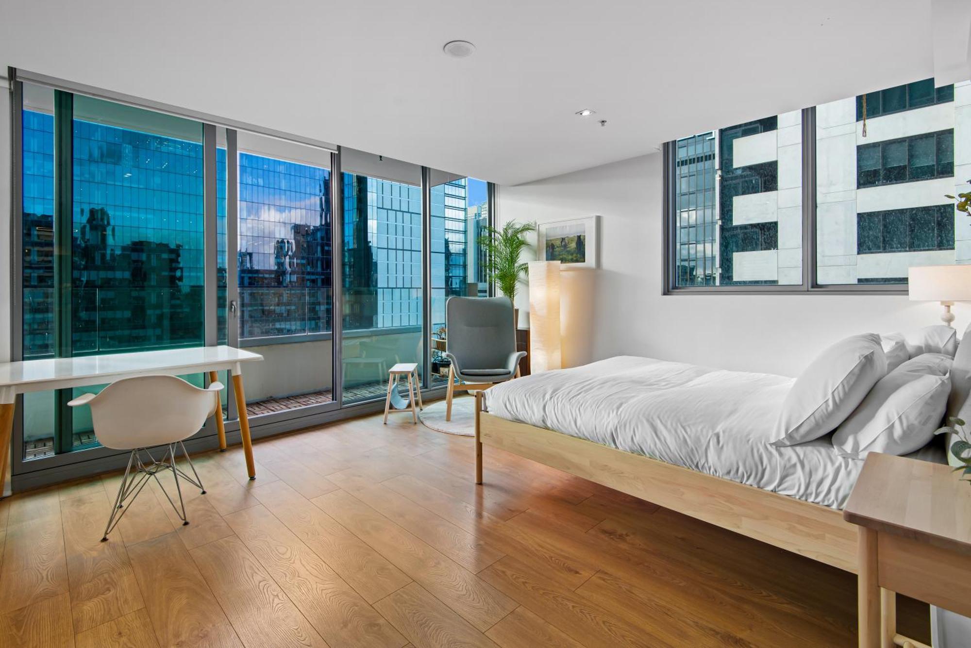 Blue Oasis With Gym, Pool And Parking In The Cbd *