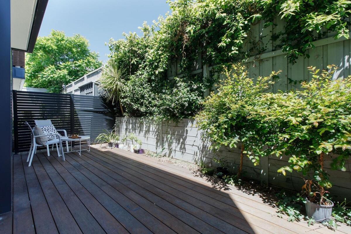 Hidden Gem In Mckinnon By Ready Set Host Apartment Melbourne