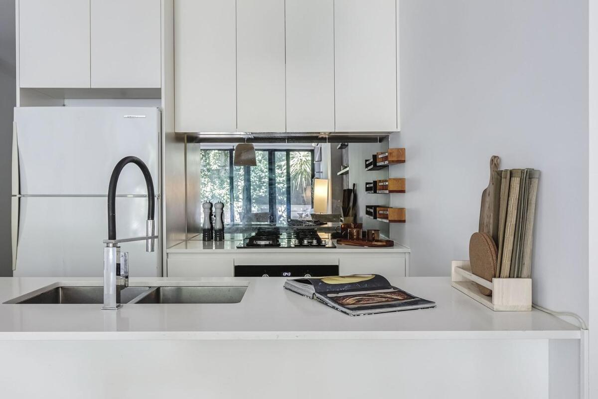 Apartment Hidden Gem In Mckinnon By Ready Set Host Melbourne