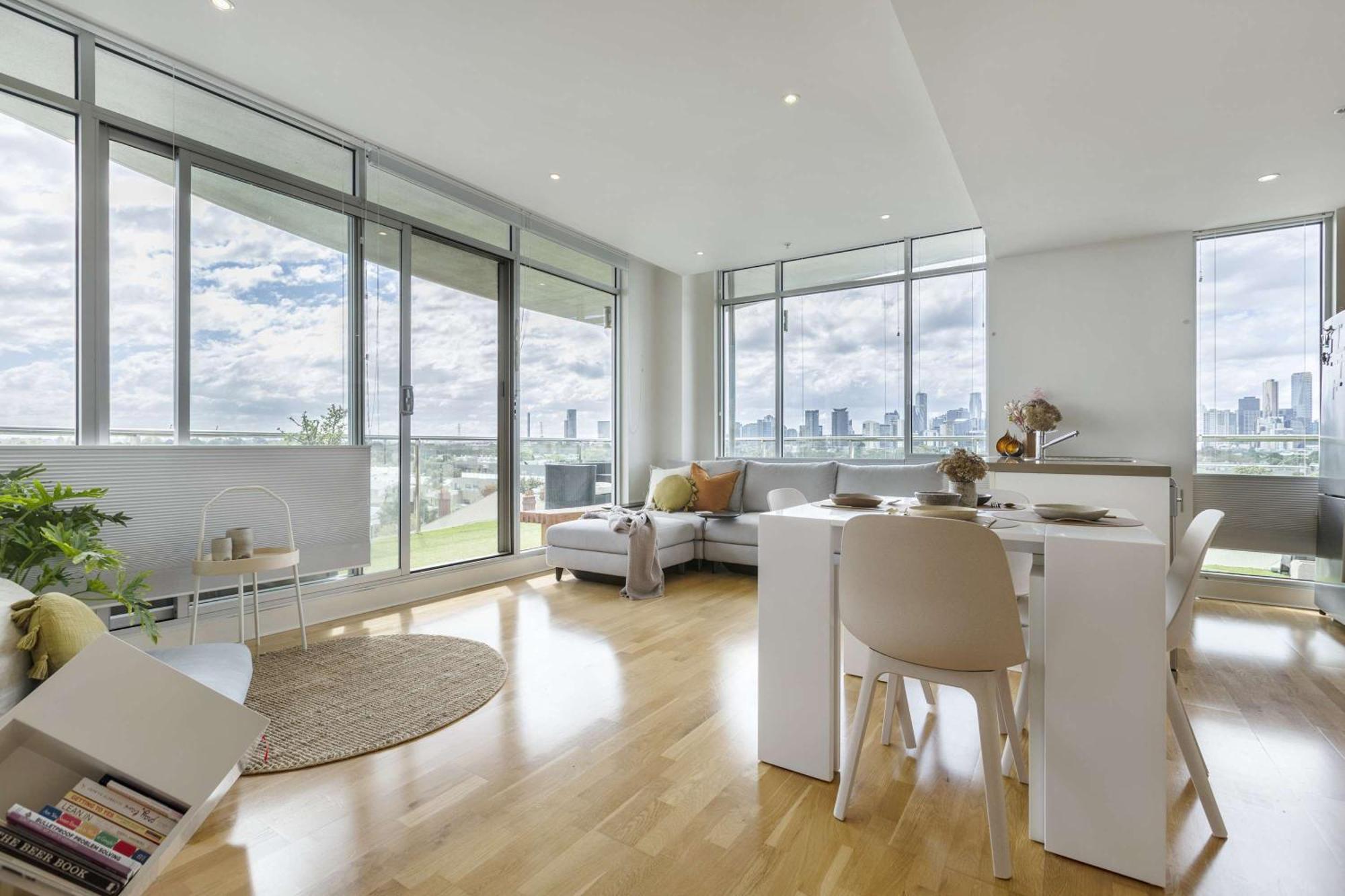 Apartment Magnificent With Car Park And Easy Access To The *