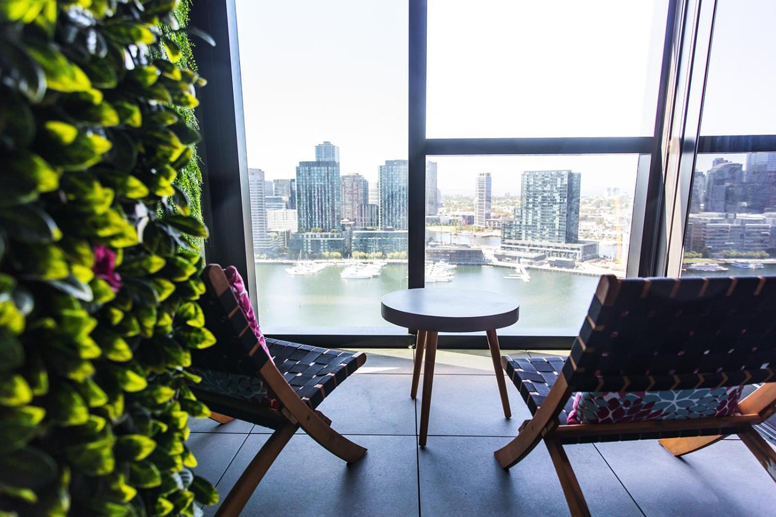 Pearl Waterfront Docklands Apartment *