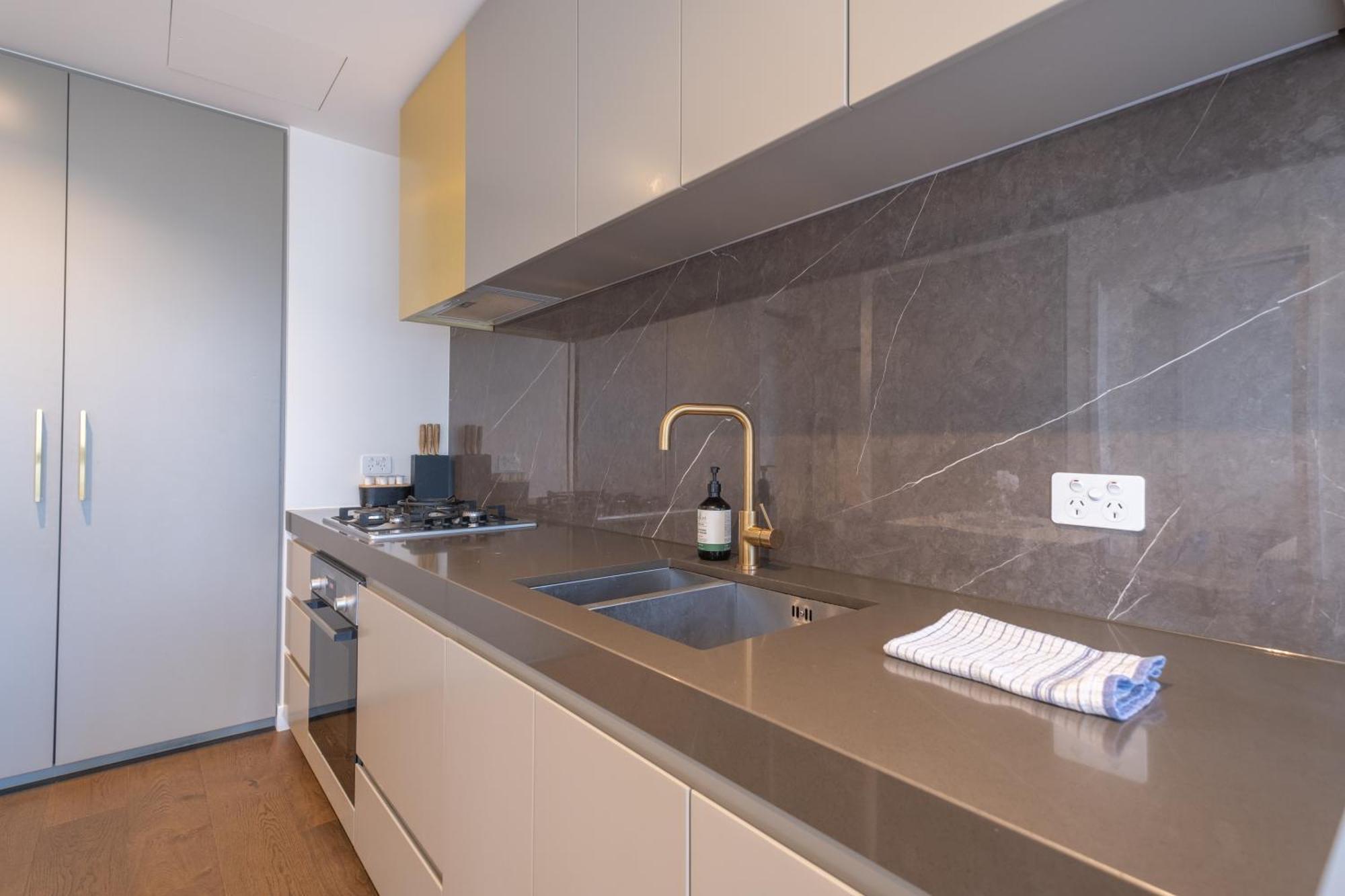 Relaxed 1br1ba View Wifi In Heart Melcbd * Melbourne
