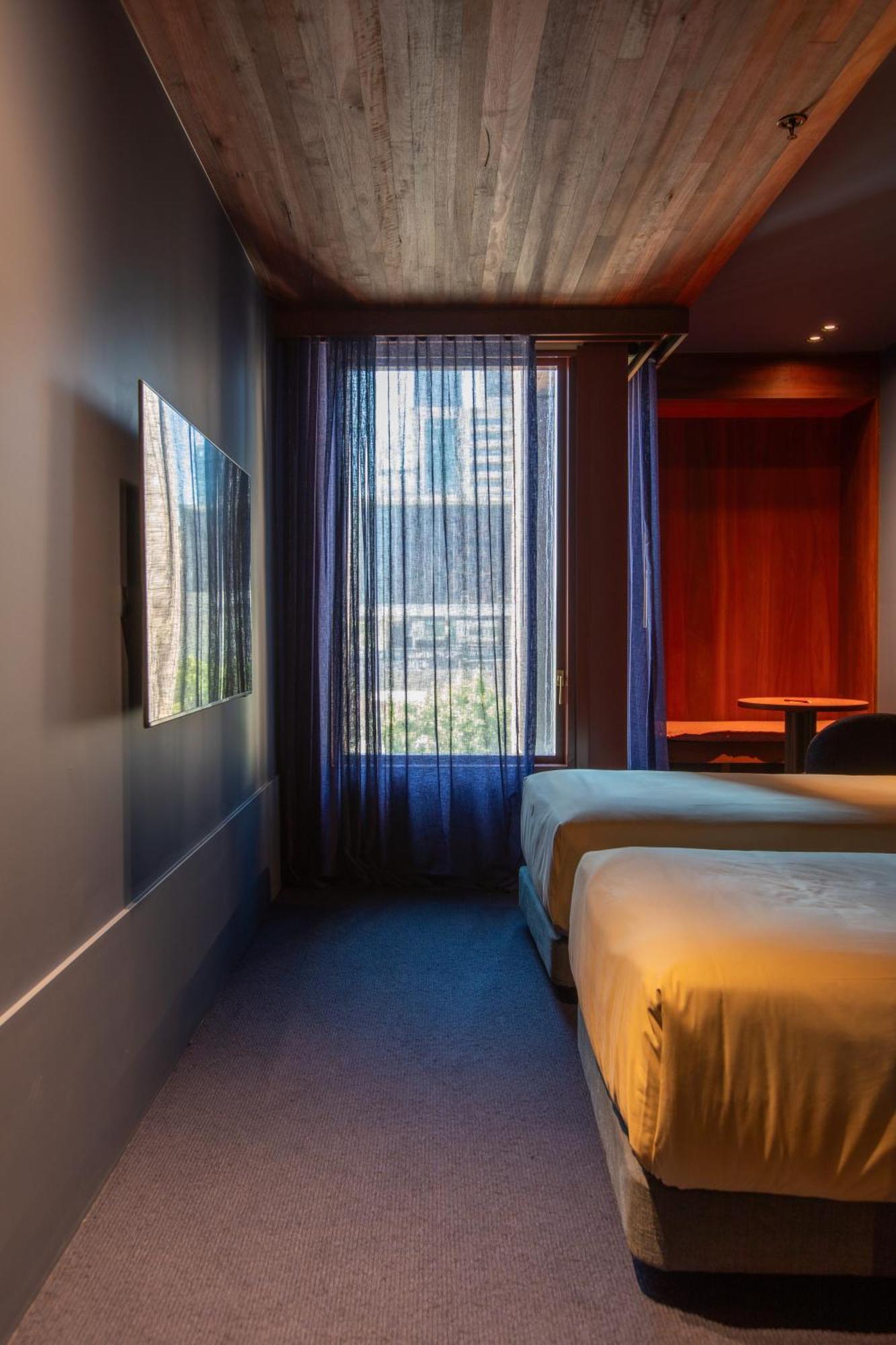 Place 5* Melbourne