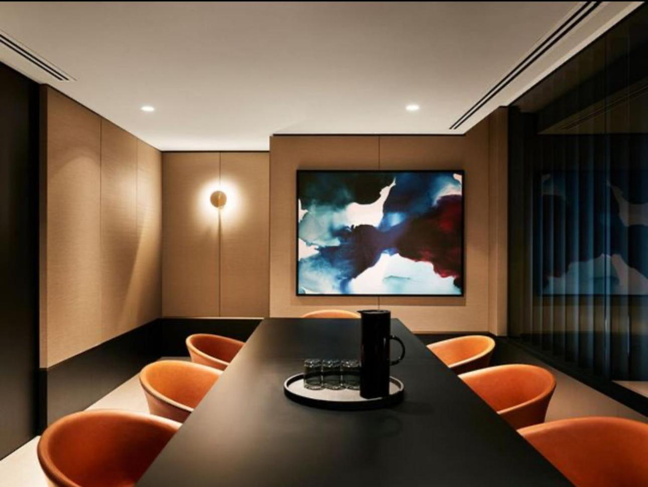 Royal Executive Living The Ritzside Grand Residence At West Side Place * Melbourne