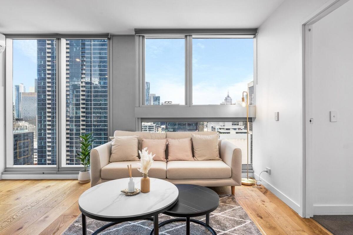 Apartment Luxurious In Southern Cross-harbour Views 3b2b Melbourne