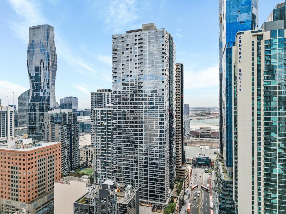 Luxurious In Southern Cross-harbour Views 3b2b Apartment Melbourne