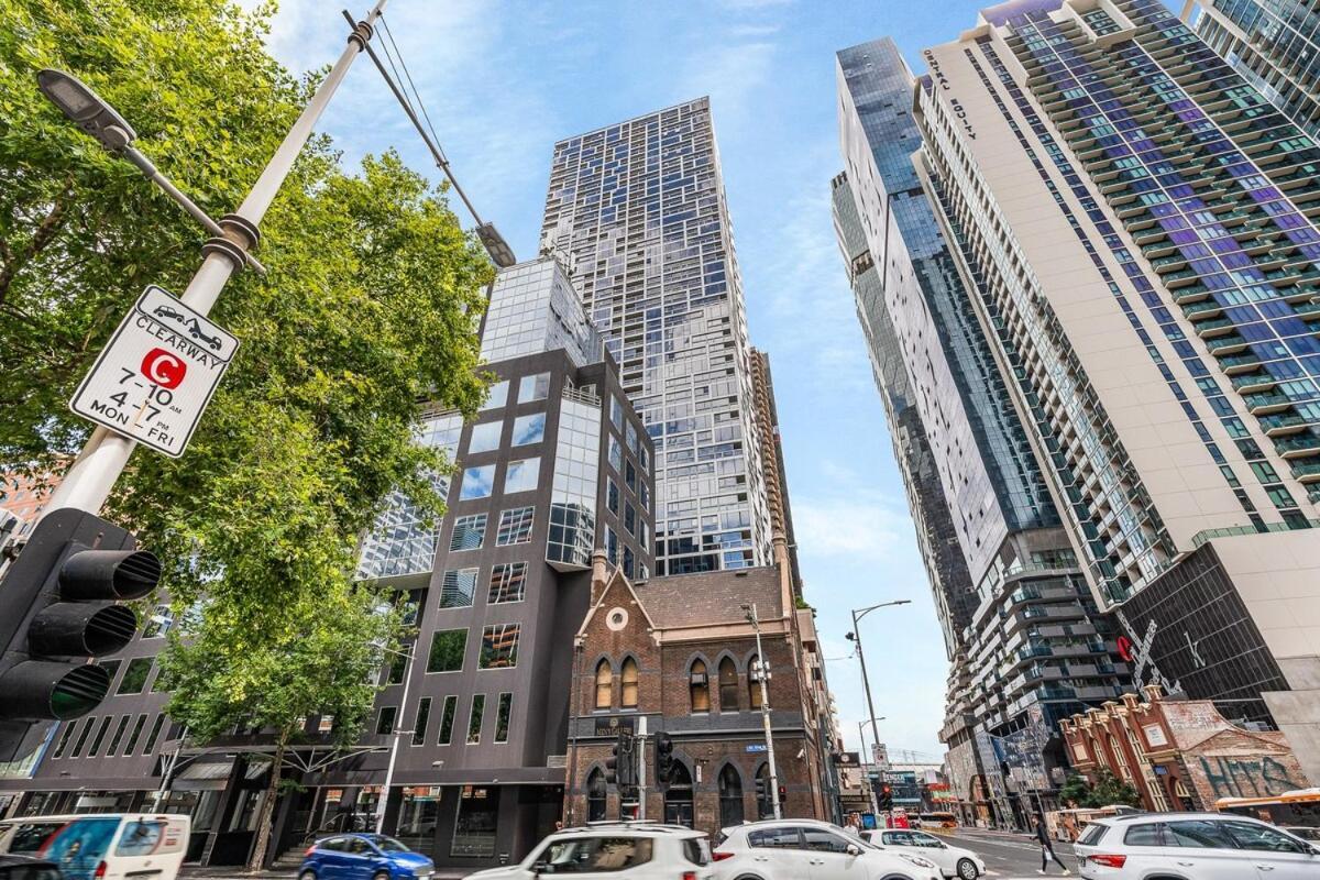 Apartment Luxurious In Southern Cross-harbour Views 3b2b Melbourne