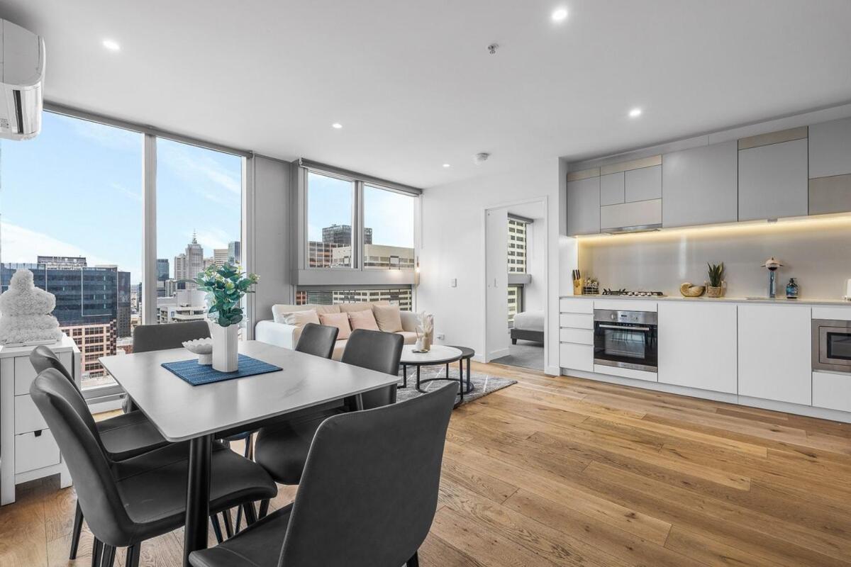 Luxurious In Southern Cross-harbour Views 3b2b Melbourne