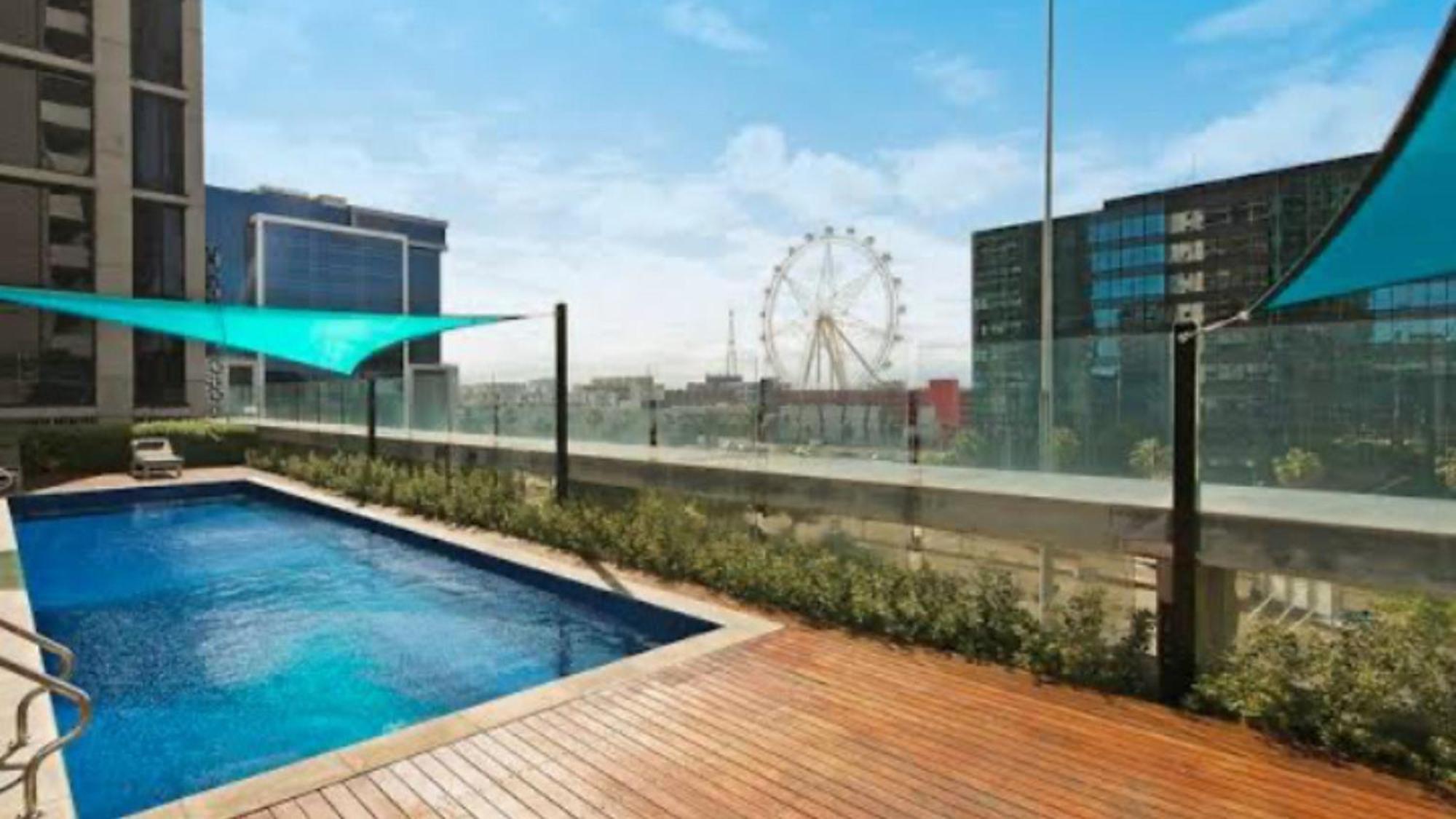 Docklands Cosy 1-bedroom With Wifi, Gym, Pool & Garden Terrace. *