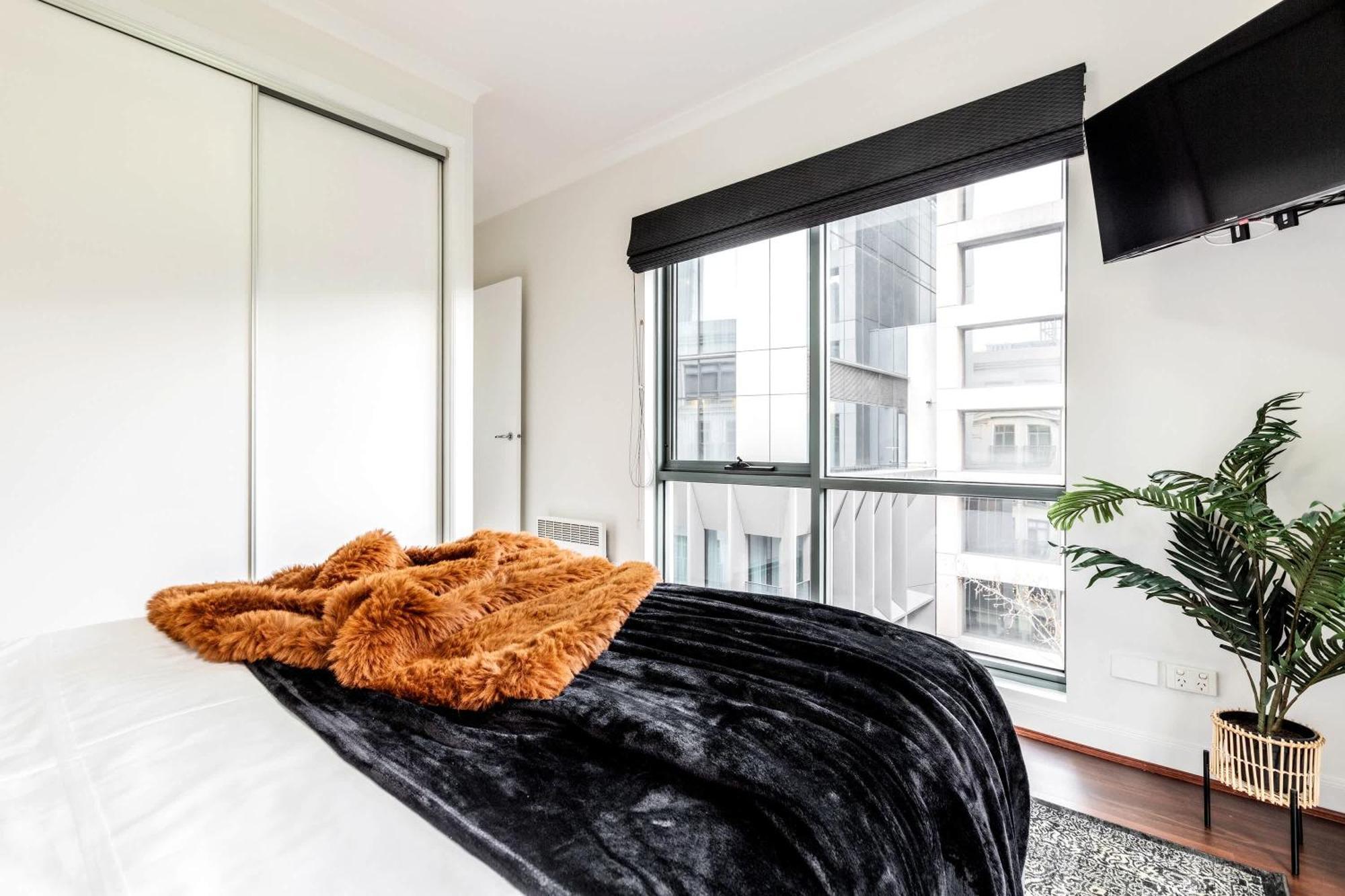 Vaquay Monet In Cbd Apartment