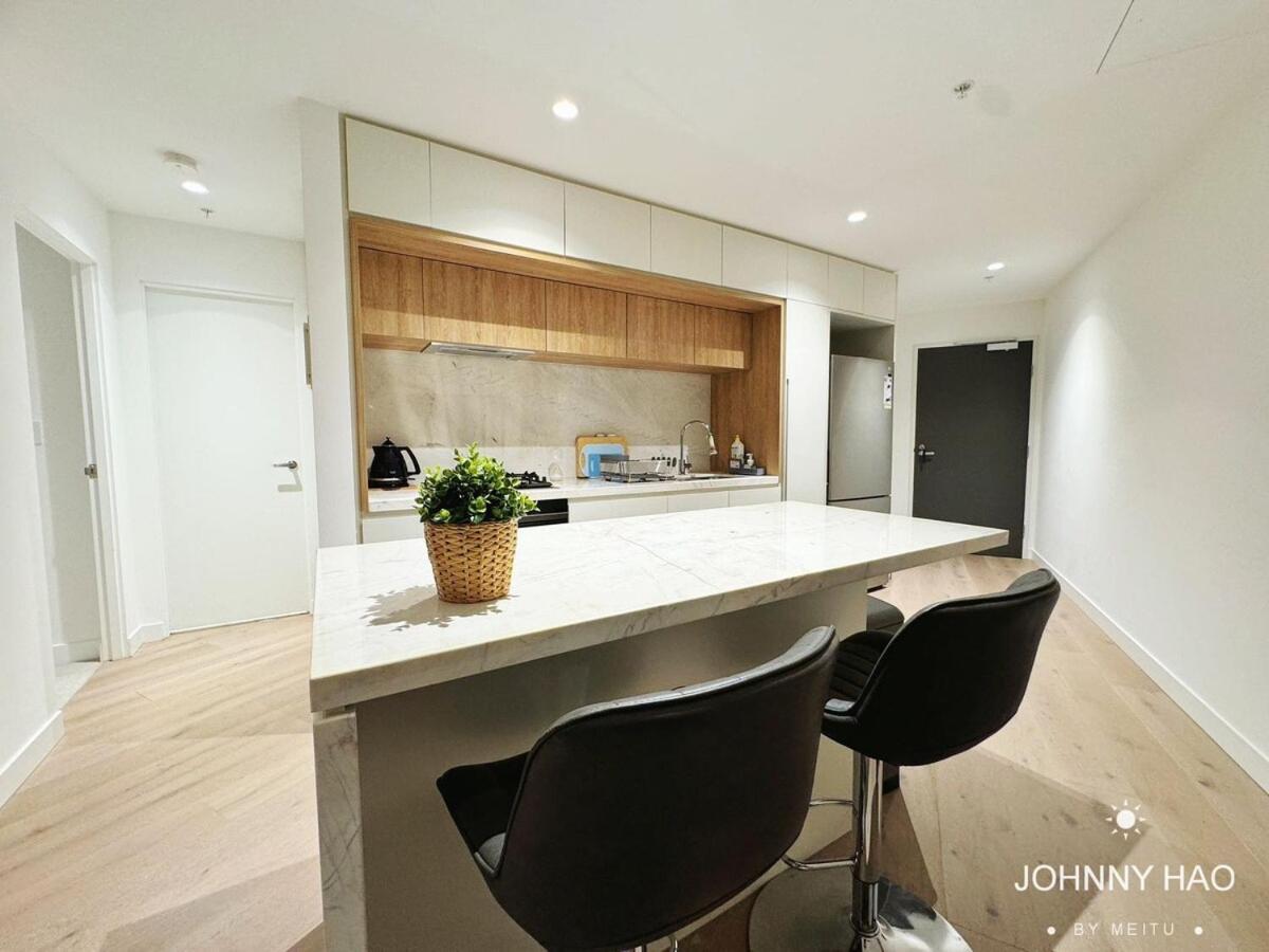 Apartment West Side Place 2b1b *