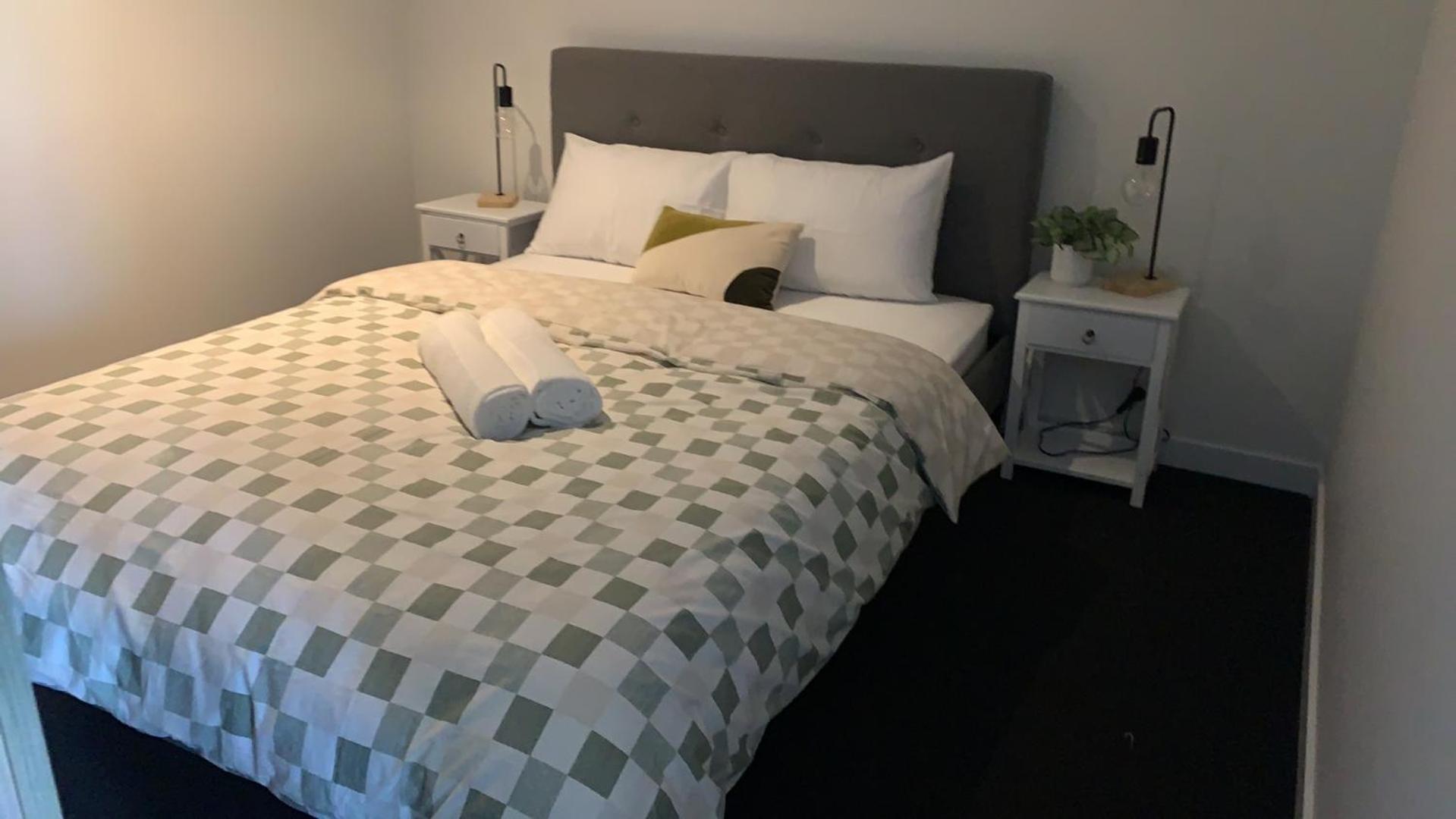 Highview 2 Queen Bed 1 Bath With Gym, Pool Near Southern Cross *