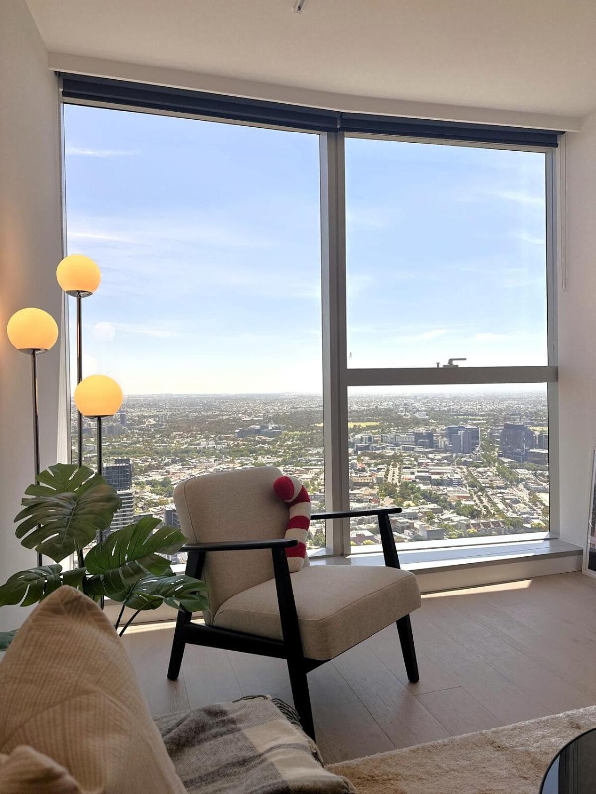 2 Brm 2 Bath, Southern Cross, Flagstaff, Lvl59 *