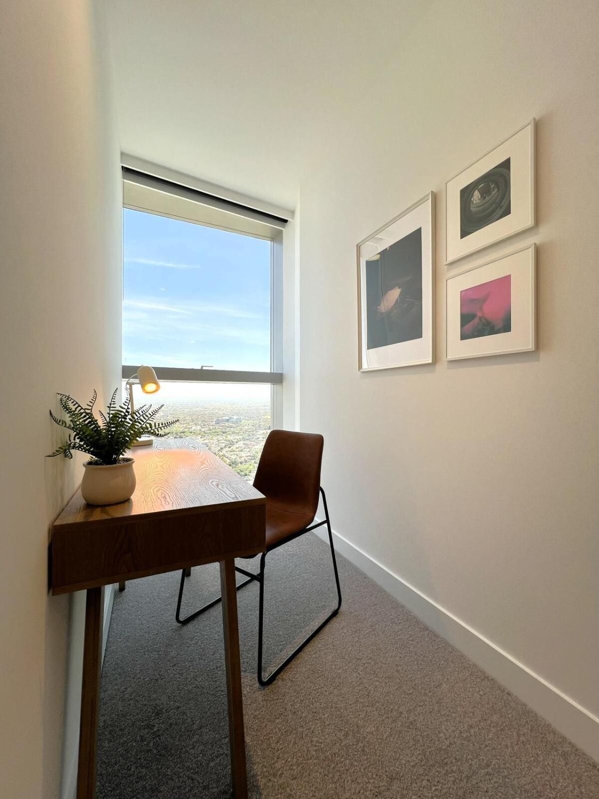 Apartment 2 Brm 2 Bath, Southern Cross, Flagstaff, Lvl59 Melbourne