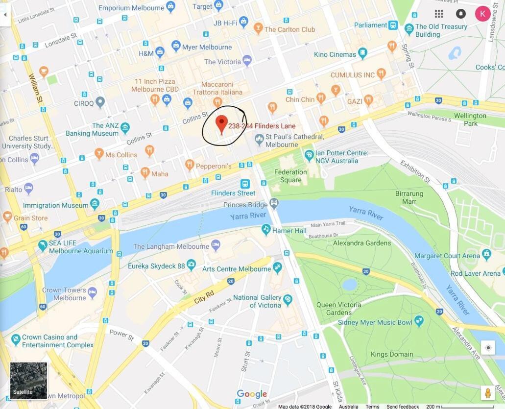 Apartment Centre - Amazing Location!