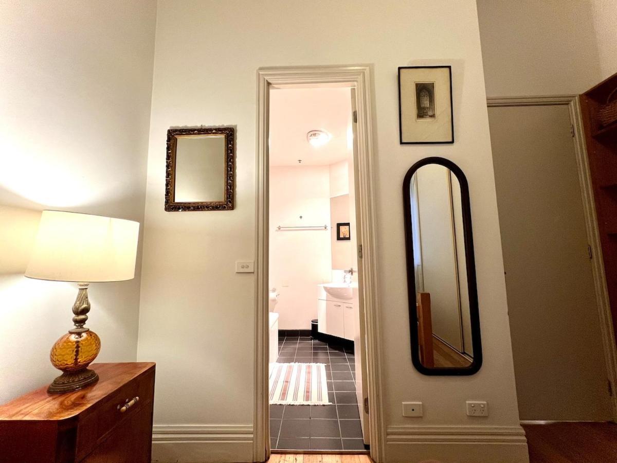 Centre - Amazing Location! Apartment