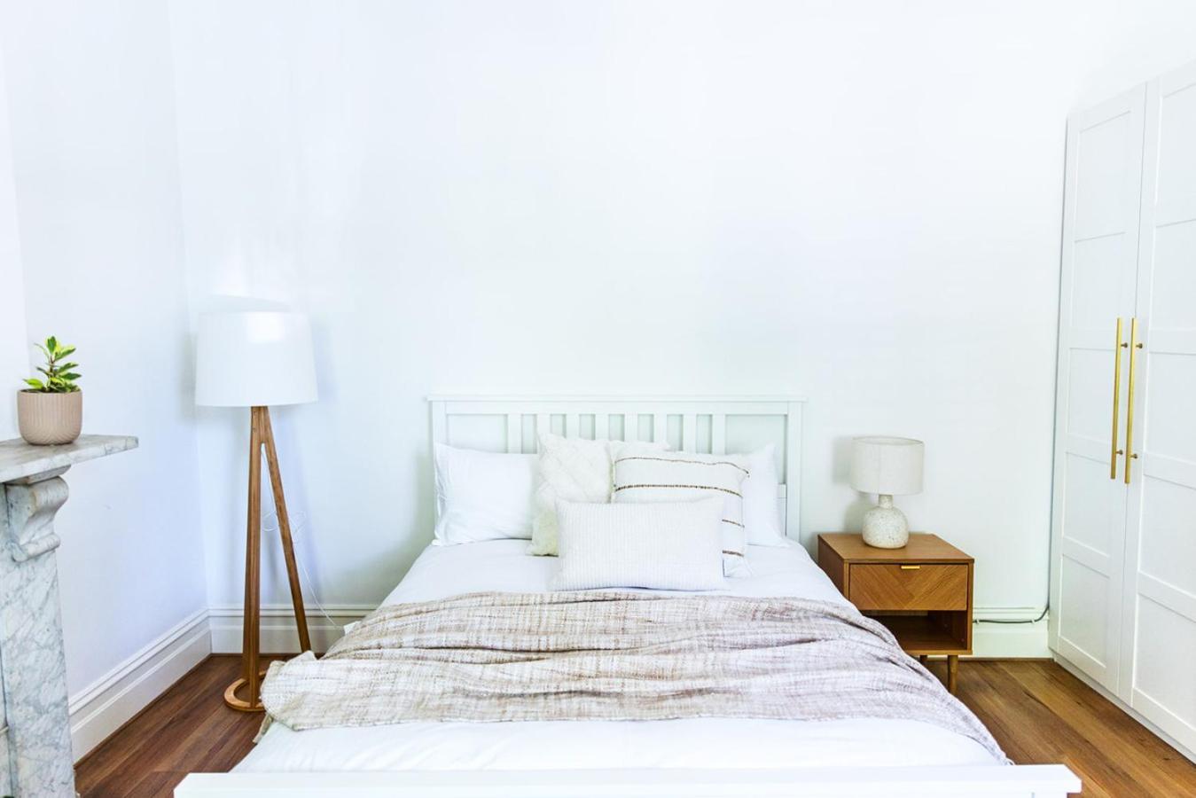 Napoleon, 2 Min To Gertrude St Holiday home