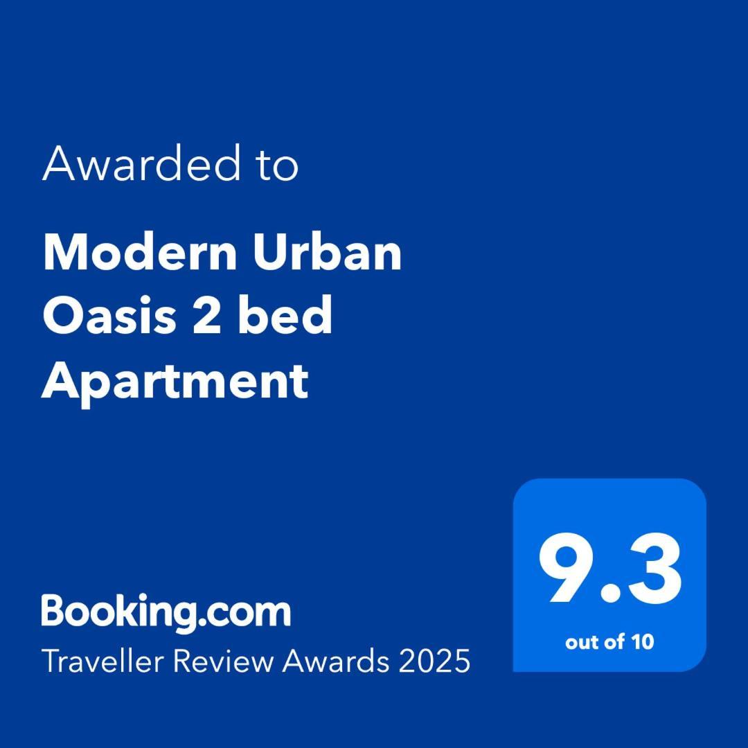 Modern Urban Oasis 2 Bed Apartment *