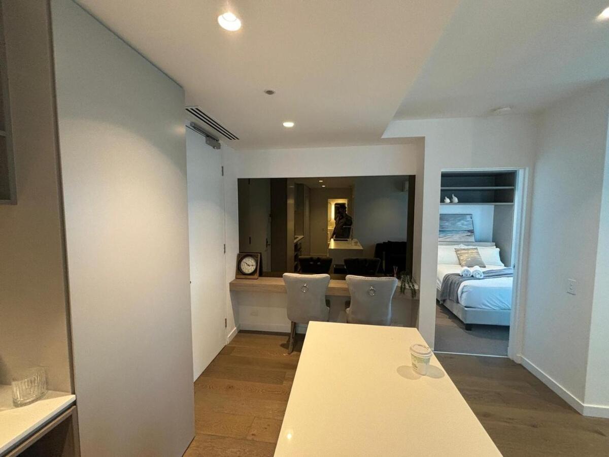 Luxe Retreat 2b2b Pool, Gym 34th Floor Melbourne