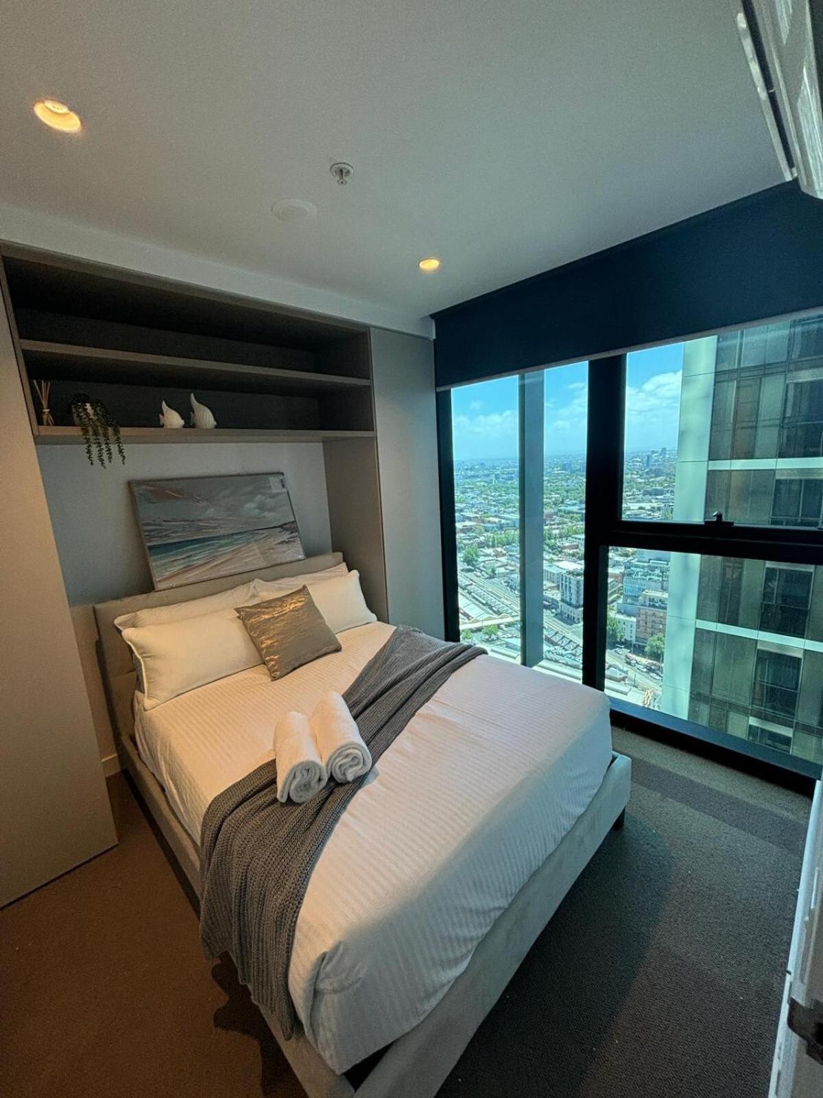 Luxe Retreat 2b2b Pool, Gym 34th Floor Apartment Melbourne