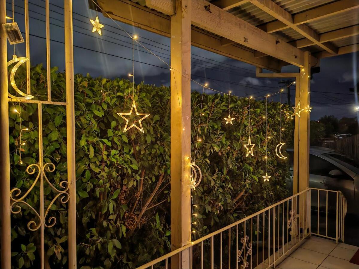 Northern Home-close To Airport, Walk To Train Apartment *
