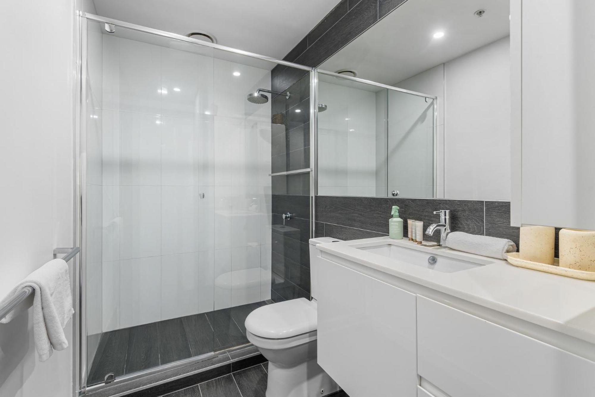 Your St Kilda Escape - Modern, Private And Apartment Melbourne