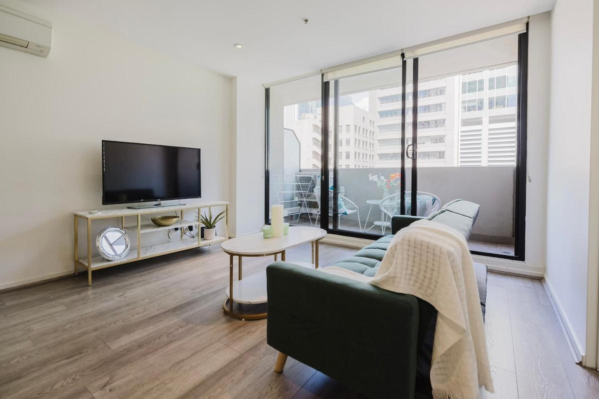 Apartment Urban Elegance In The Heart Of Melbourne