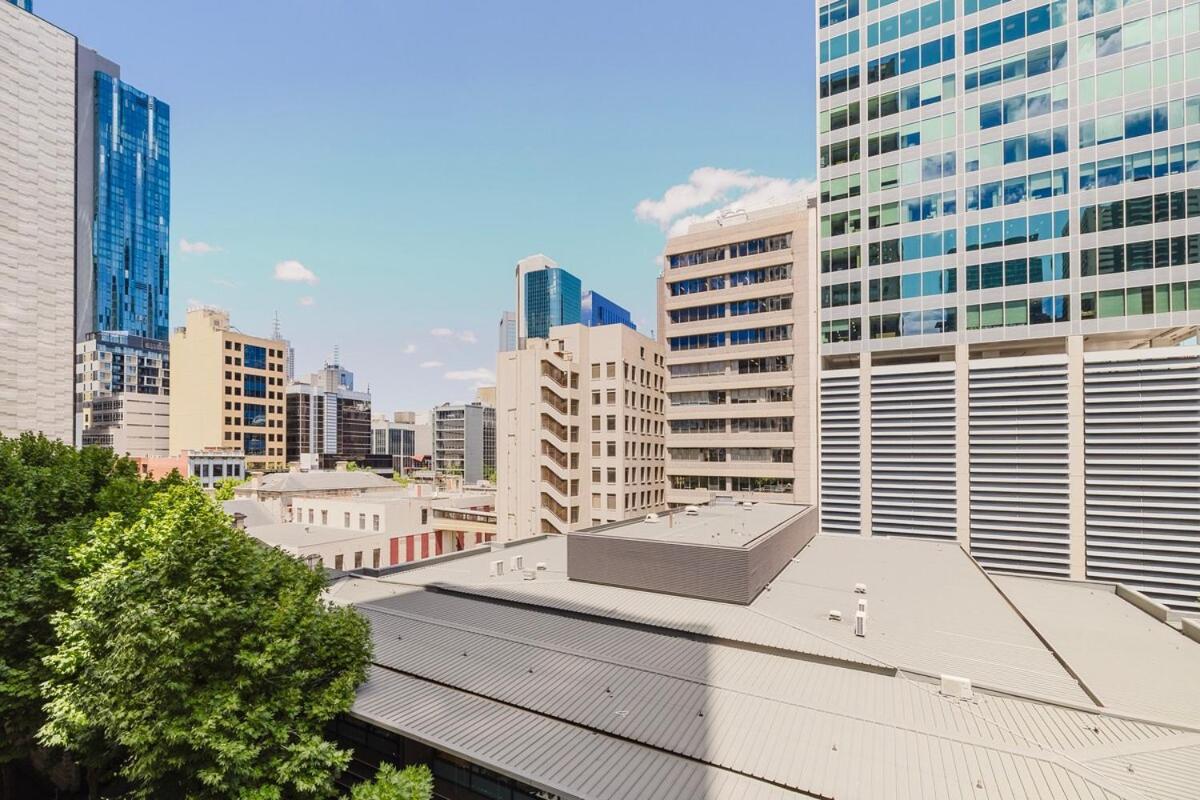 Urban Elegance In The Heart Of *