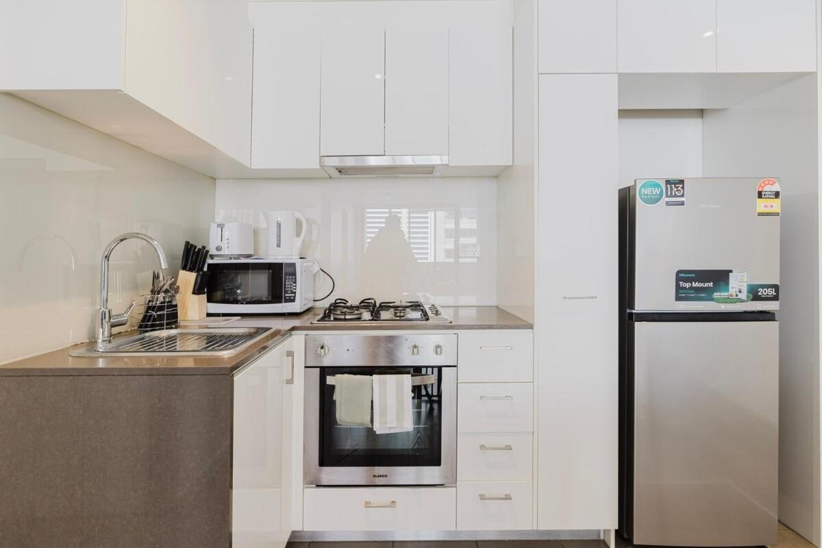 Urban Elegance In The Heart Of Apartment *