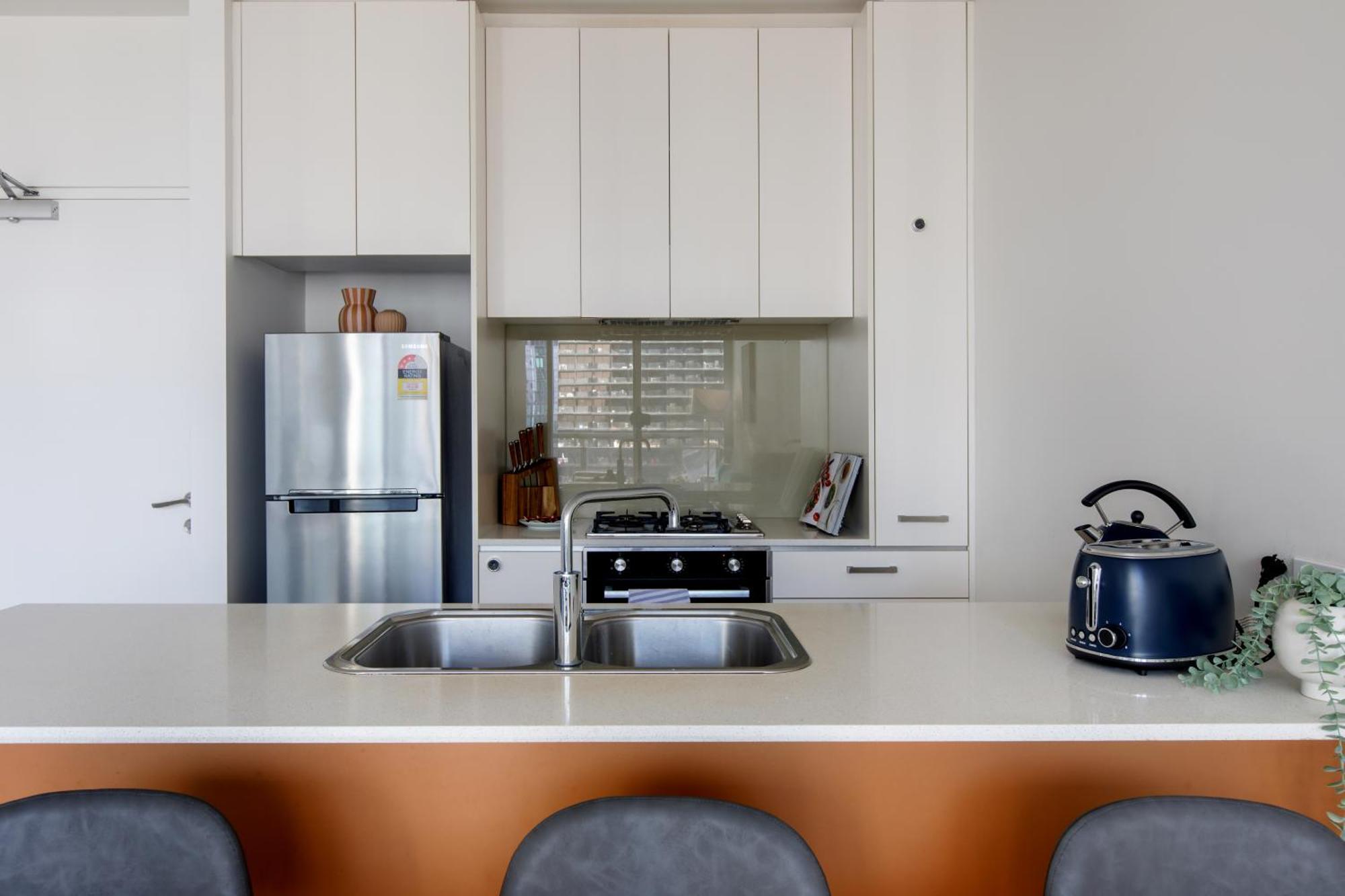 Modern Nomads The Grand View Centre Apartment *