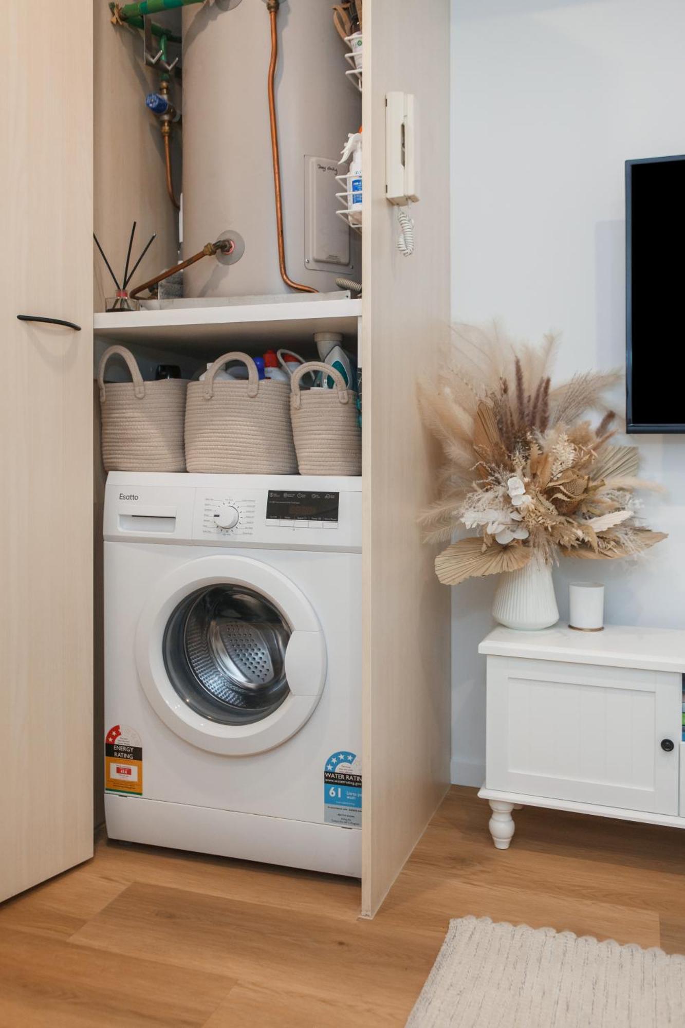 Apartment Modern Nomads Classic Modern 1br Walk To Marvel & Qv Market Melbourne