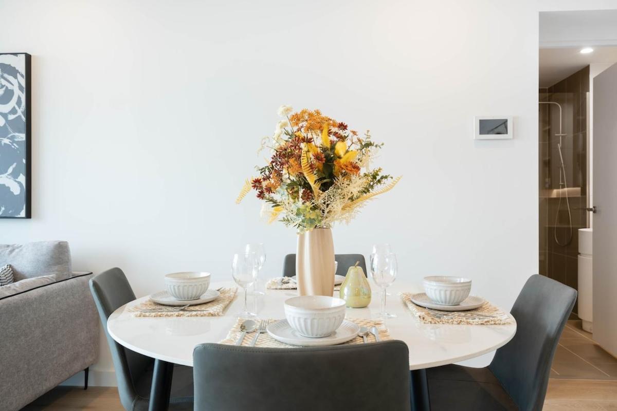Hidden Gem Amazing 2br Melbourne#3805 Apartment *