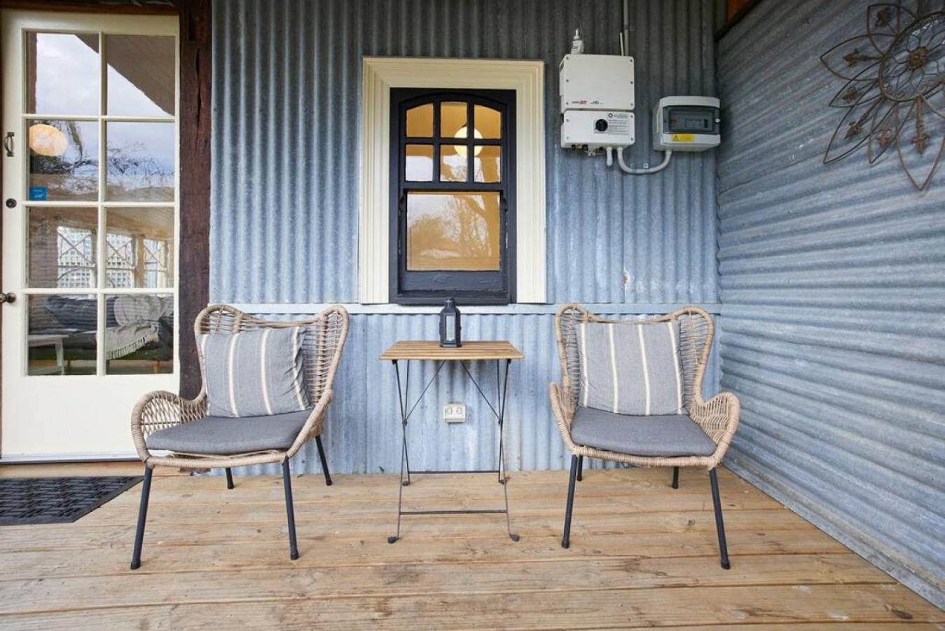 Country In Brunswick Melbourne