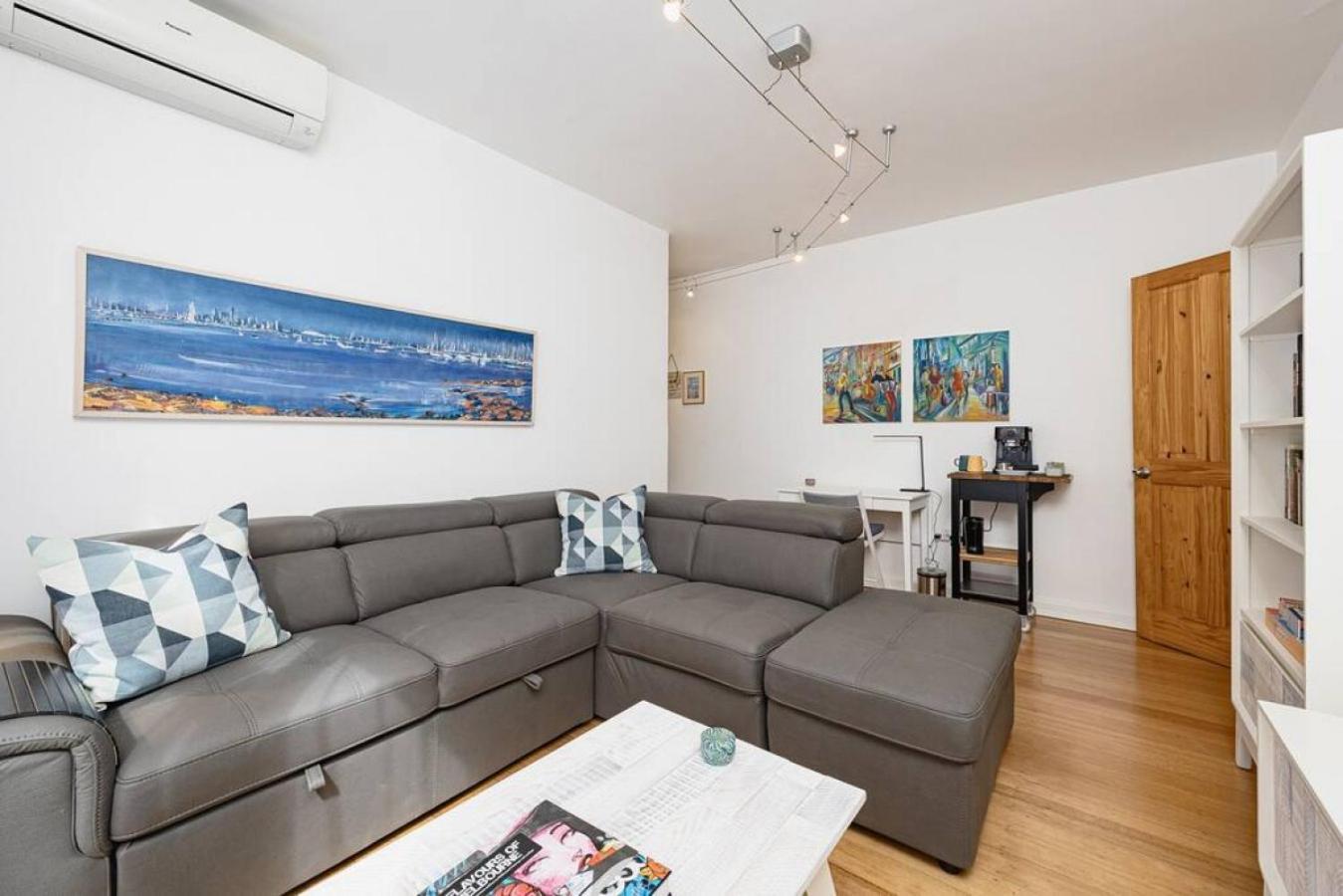 Gorgeous Relaxed Unit Apartment