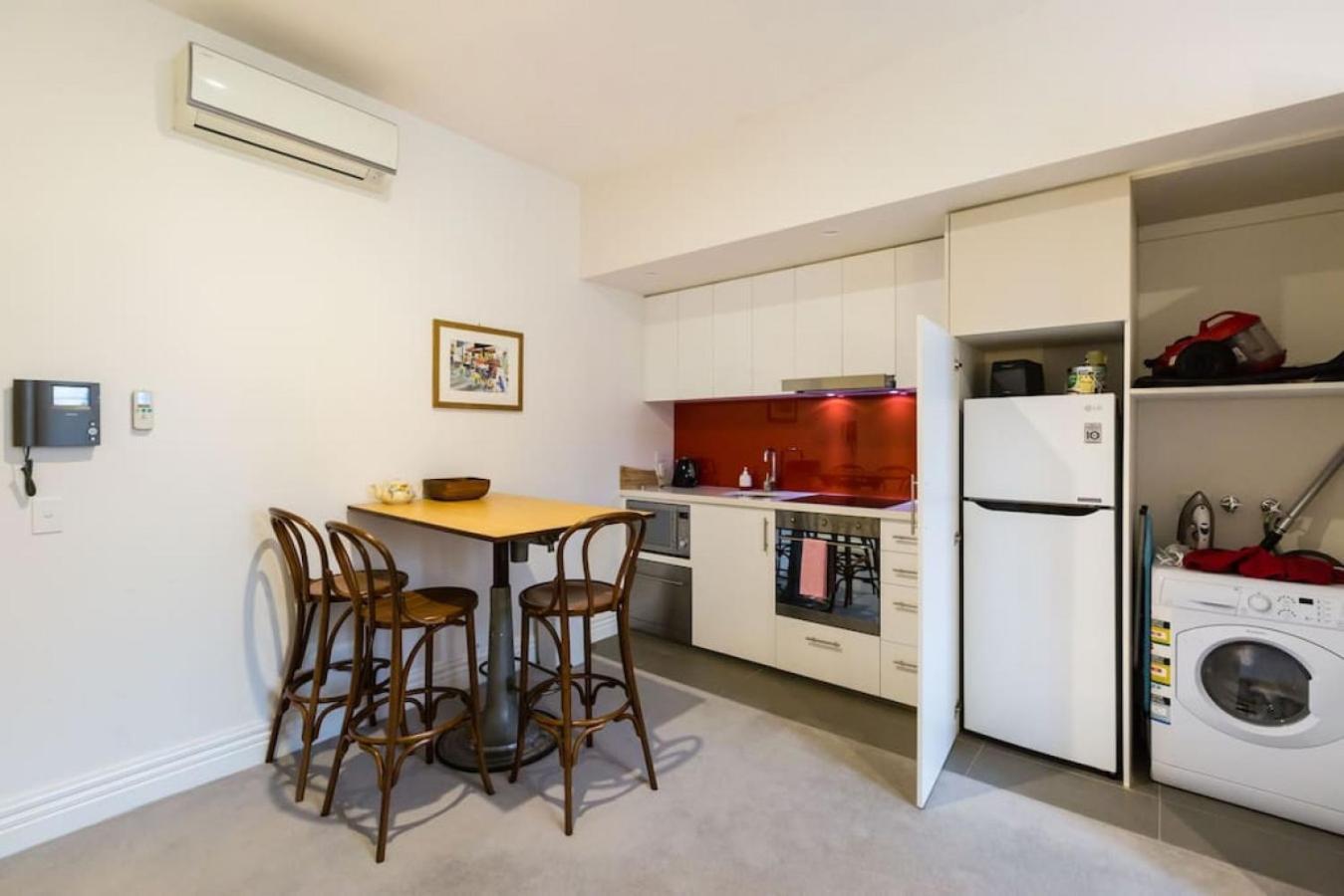 Stunning One Bedroom In Fitzroy Melbourne