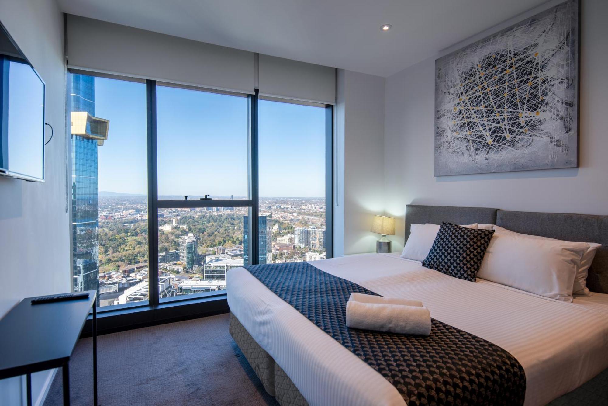 6 Bedrooms In Prima * Melbourne